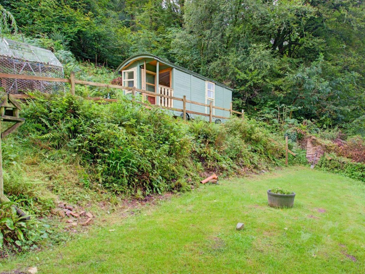 Hill View Holiday Home With Garden Тонтон Экстерьер фото