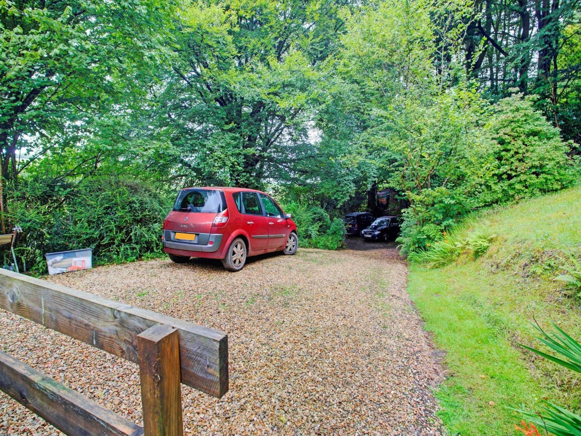 Hill View Holiday Home With Garden Тонтон Экстерьер фото
